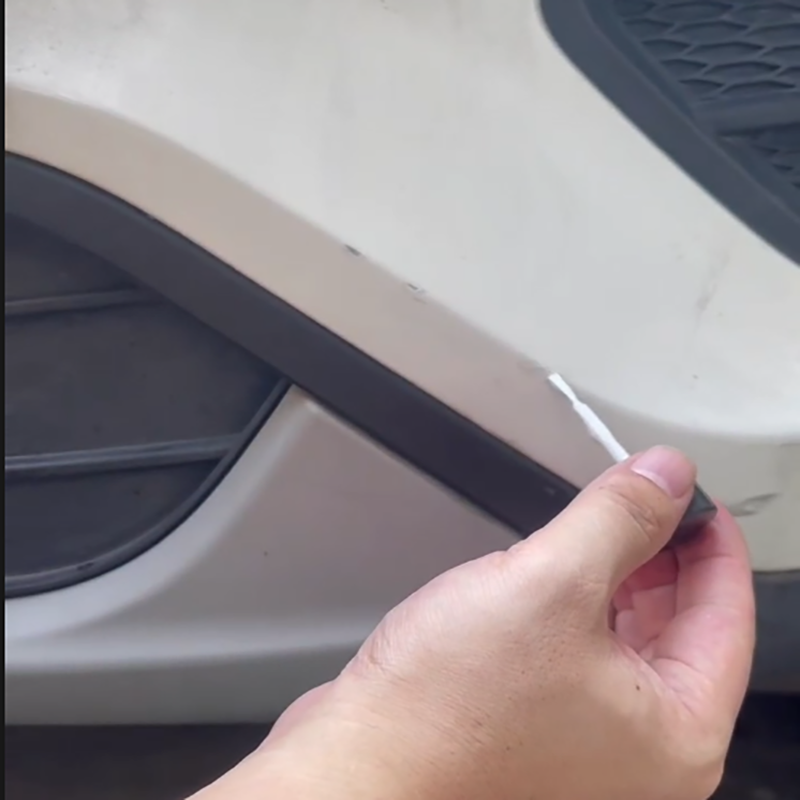 Kit Cat Semprot Mobil (dengan  - Car Scratch Remover Pen ulasan dan harga